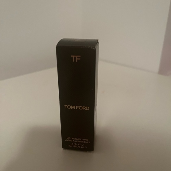 TOM FORD lip lacquer luxe INFLITRATE 09 - Picture 5 of 6